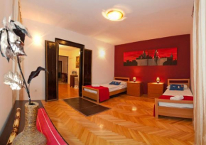 North wall apartment